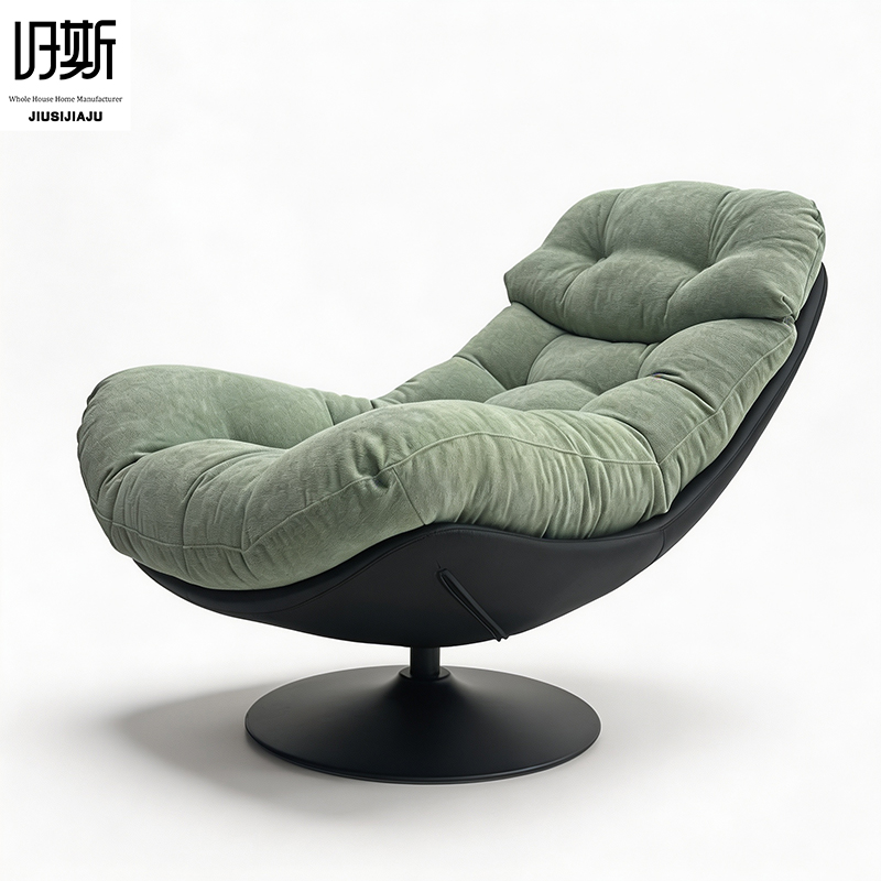 Rotating lounge chair in Green
